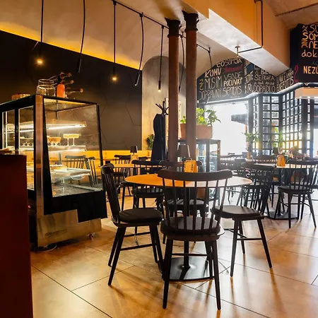 דירה Cozy Main Square I With Breakfast קושיצה