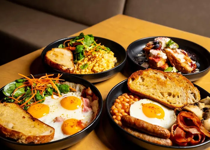 Cozy Main Square I With Breakfast Apartment *